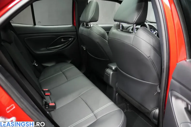 Toyota Yaris Cross din 2026 cu 10 km - oferta TOY235625 - foto 9