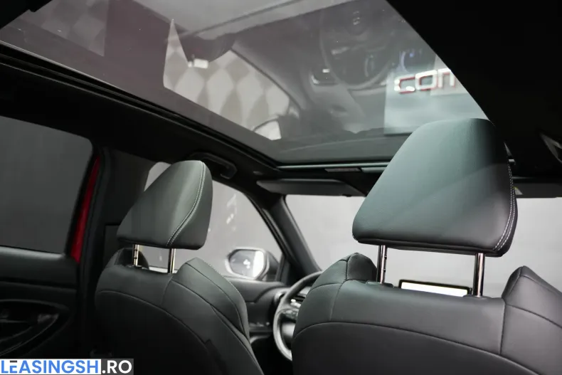 Toyota Yaris Cross din 2026 cu 10 km - oferta TOY235625 - foto 12