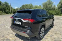 Toyota RAV4 din 2022 cu 71.511 km - oferta TOY235632 - foto 2