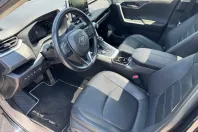Toyota RAV4 din 2022 cu 71.511 km - oferta TOY235632 - foto 13