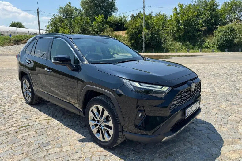 Toyota RAV4 din 2022 cu 71.511 km - oferta TOY235632 - foto 17