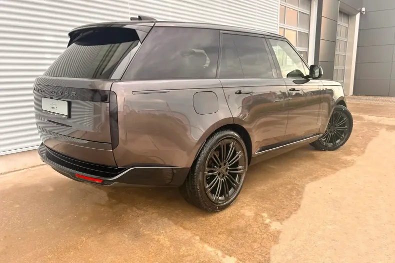 Land Rover Range Rover din 2025 cu 1 km - oferta LAN235633 - foto 5