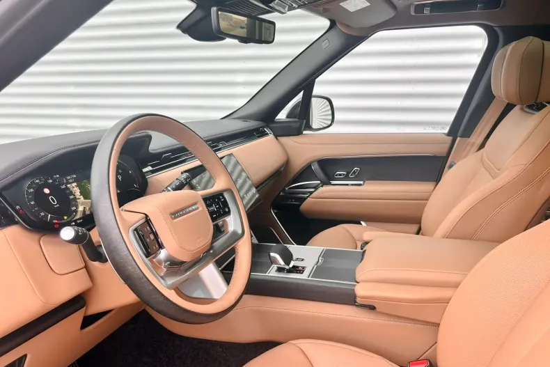 Land Rover Range Rover din 2025 cu 1 km - oferta LAN235633 - foto 6