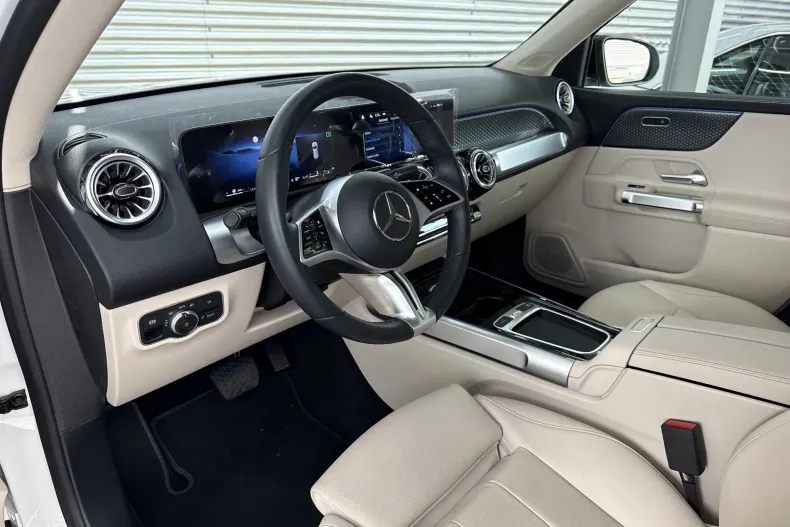 Mercedes-Benz GLB 200 (Clasa GLB) din 2024 cu 6.047 km - oferta MER235634 - foto 7