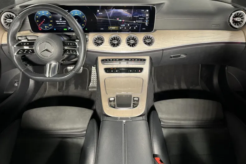 Mercedes-Benz E 300 (Clasa E) din 2022 cu 98.010 km - oferta MER235641 - foto 12