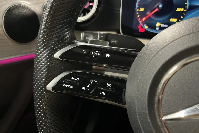 Mercedes-Benz E 300 (Clasa E) din 2022 cu 98.010 km - oferta MER235641 - foto 17