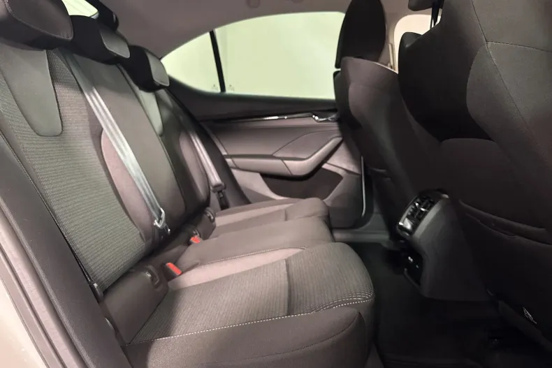 Skoda Octavia din 2021 cu 107.903 km - oferta SKO235644 - foto 12