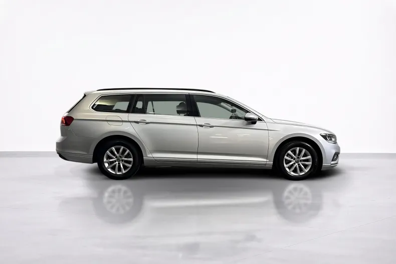 Volkswagen Passat din 2020 cu 93.122 km - oferta VOL235645 - foto 6