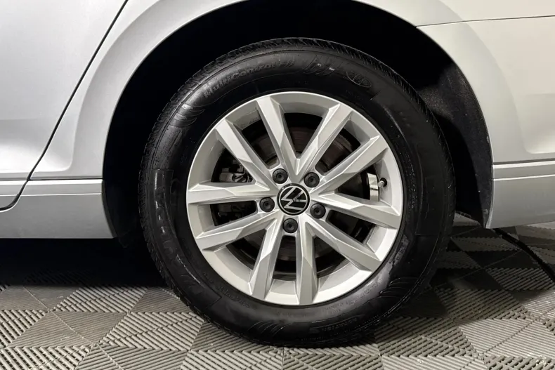 Volkswagen Passat din 2020 cu 93.122 km - oferta VOL235645 - foto 13
