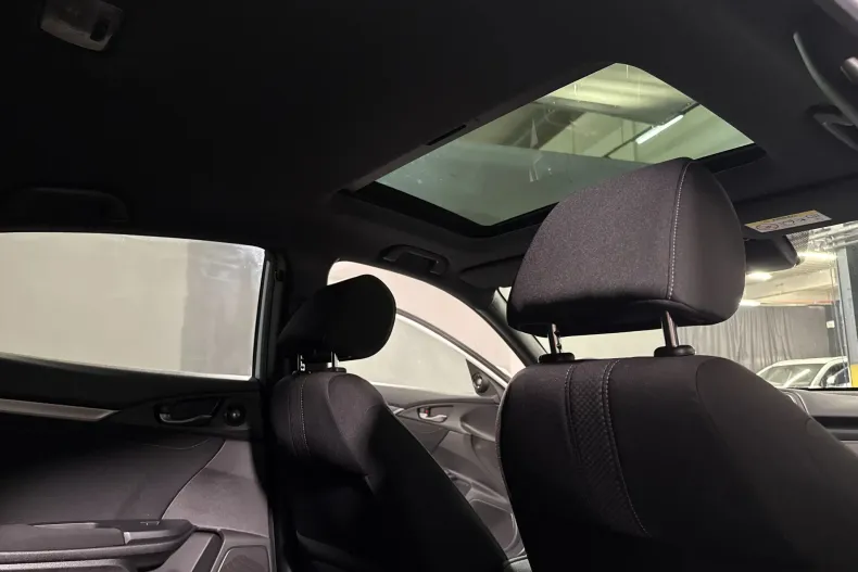Honda Civic din 2021 cu 89.334 km - oferta HON235647 - foto 22