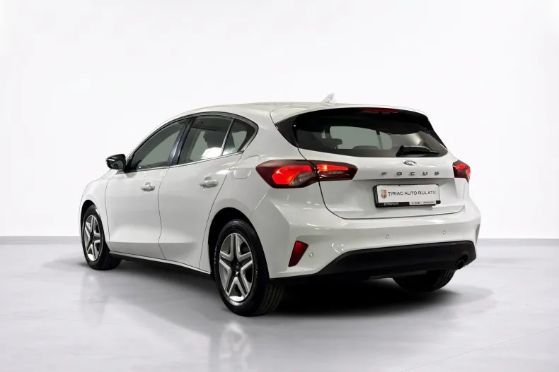Ford Focus din 2022 cu 74.114 km - oferta FOR235652 - foto 3