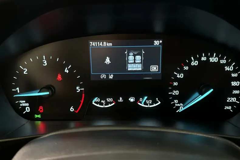 Ford Focus din 2022 cu 74.114 km - oferta FOR235652 - foto 10