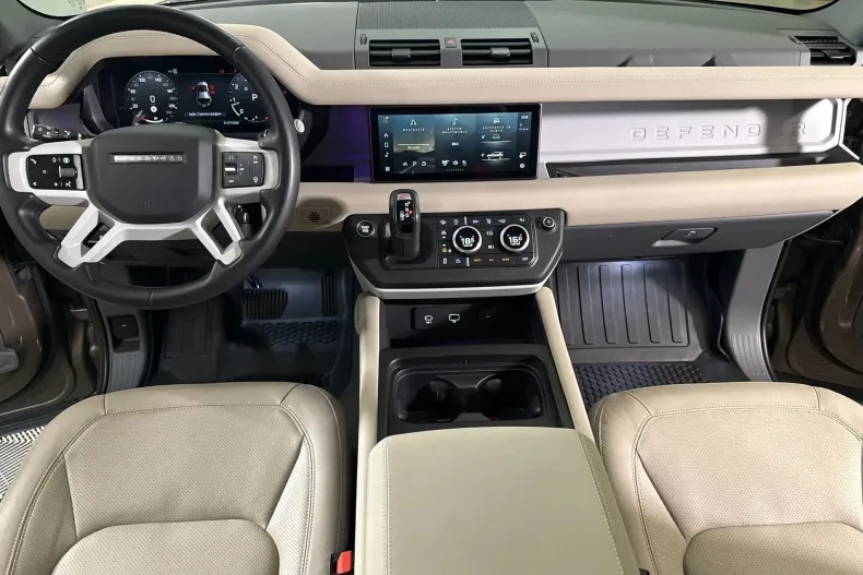 Land Rover Defender din 2023 cu 55.673 km - oferta LAN235661 - foto 9