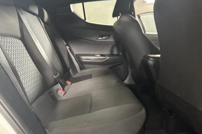 Toyota C-HR din 2021 cu 65.887 km - oferta TOY235663 - foto 12