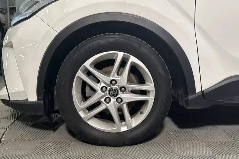 Toyota C-HR din 2021 cu 65.887 km - oferta TOY235663 - foto 13