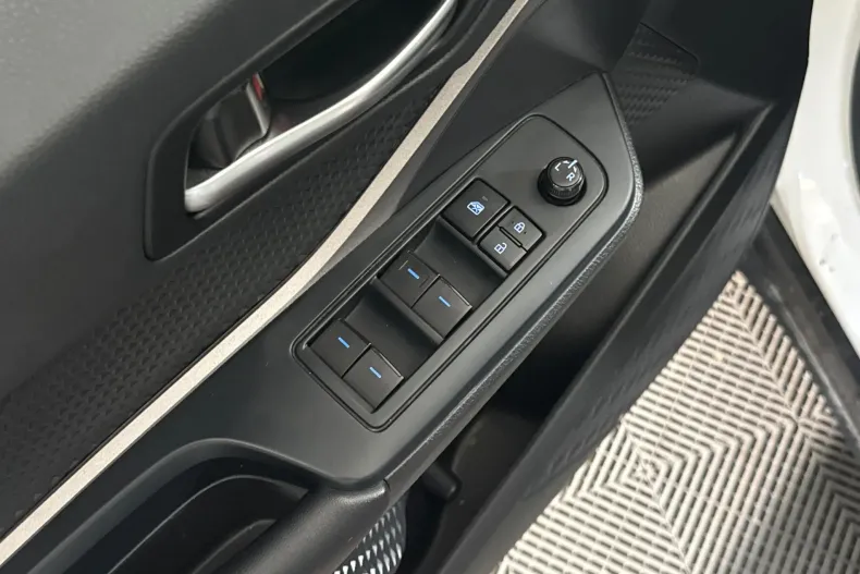 Toyota C-HR din 2021 cu 65.887 km - oferta TOY235663 - foto 14