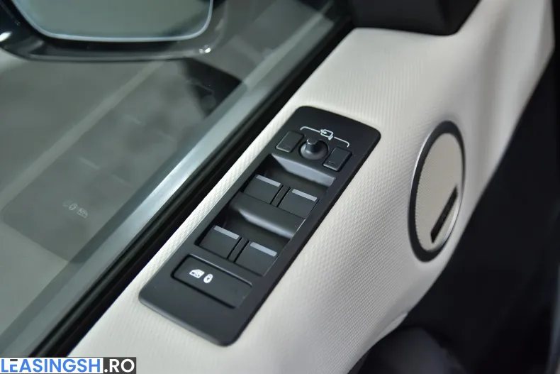 Land Rover Discovery din 2020 cu 79.357 km - oferta LAN235669 - foto 15
