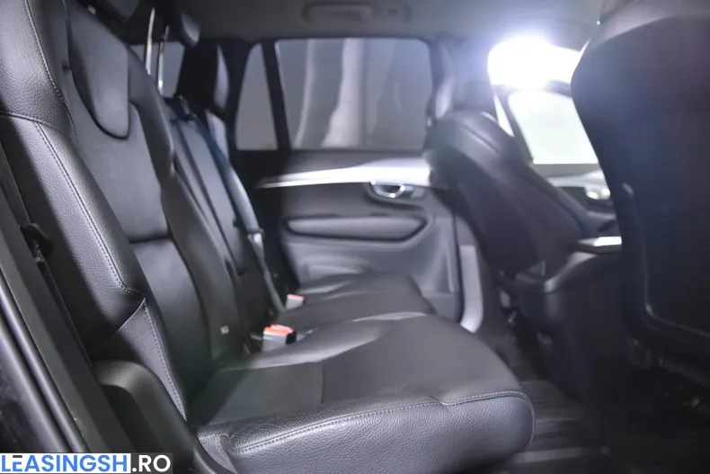 Volvo XC90 din 2022 cu 81.592 km - oferta VOL235671 - foto 12