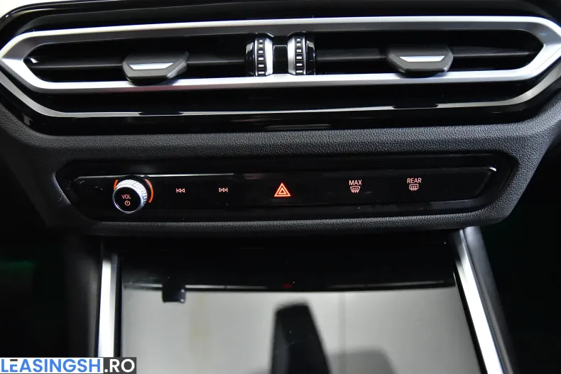 BMW 320i (Seria 3) din 2023 cu 108.873 km - oferta BMW235676 - foto 18
