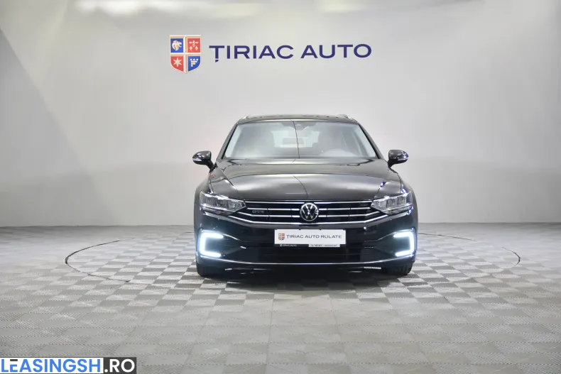 Volkswagen Passat din 2022 cu 122.096 km - oferta VOL235683 - foto 8