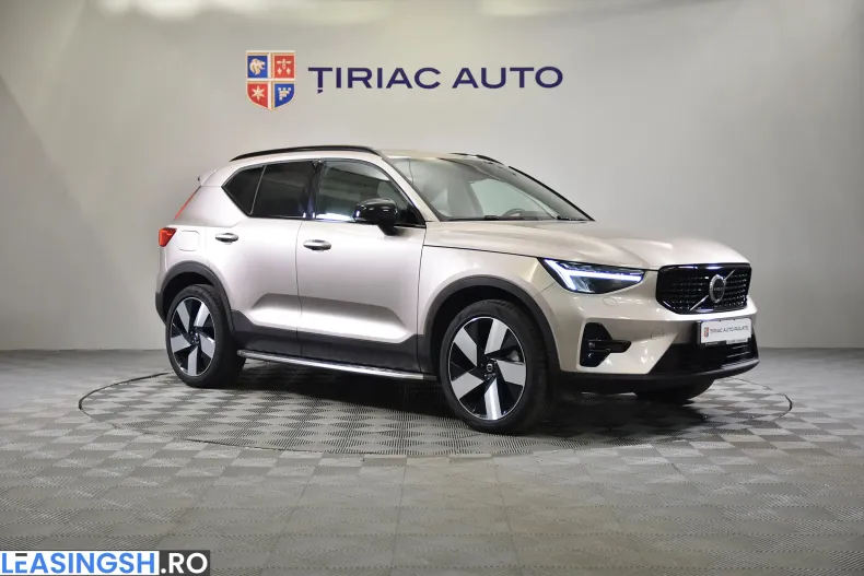 Volvo XC40 din 2023 cu 30.586 km - oferta VOL235687 - foto 7