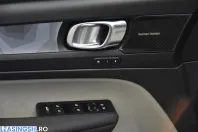Volvo XC40 din 2023 cu 30.586 km - oferta VOL235687 - foto 14