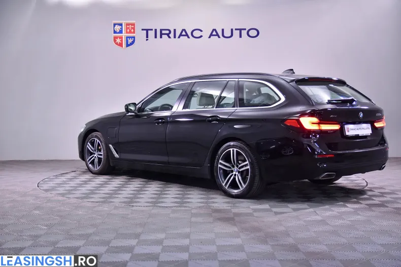 BMW 530e (Seria 5) din 2021 cu 131.360 km - oferta BMW235692 - foto 3
