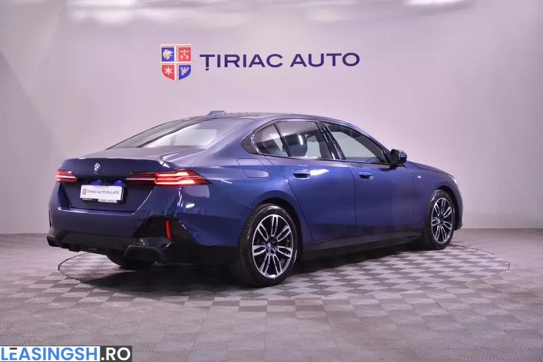 BMW 550e (Seria 5) din 2023 cu 58.634 km - oferta BMW235693 - foto 5