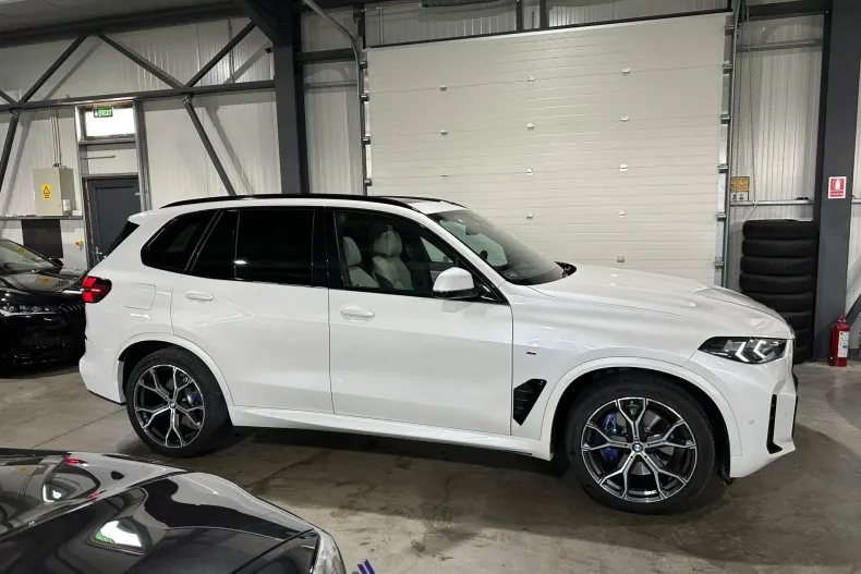 BMW X5 (Seria X) din 2023 cu 50.887 km - oferta BMW235695 - foto 32