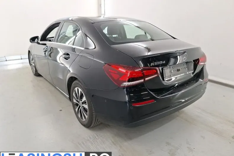 Mercedes-Benz A 180 (Clasa A) din 2022 cu 168.672 km - oferta MER235697 - foto 6
