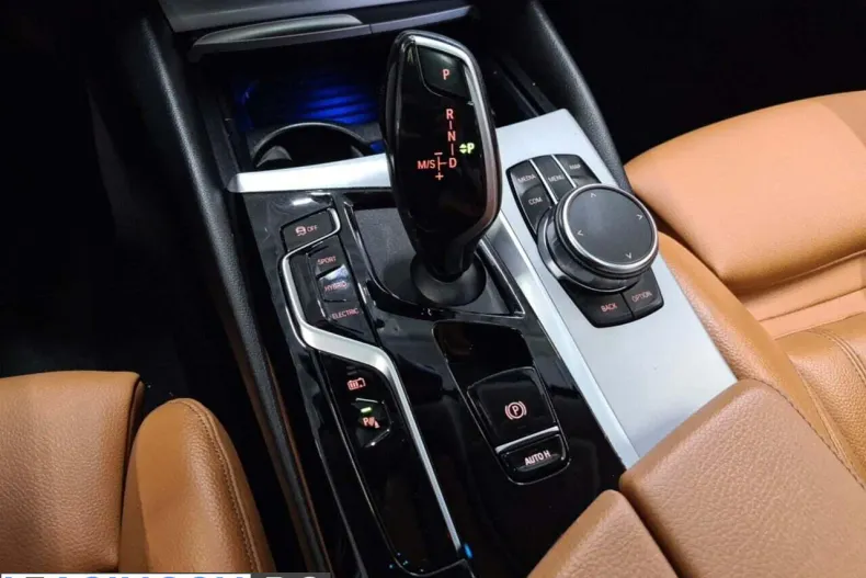 BMW 530e (Seria 5) din 2022 cu 170.711 km - oferta BMW235698 - foto 9