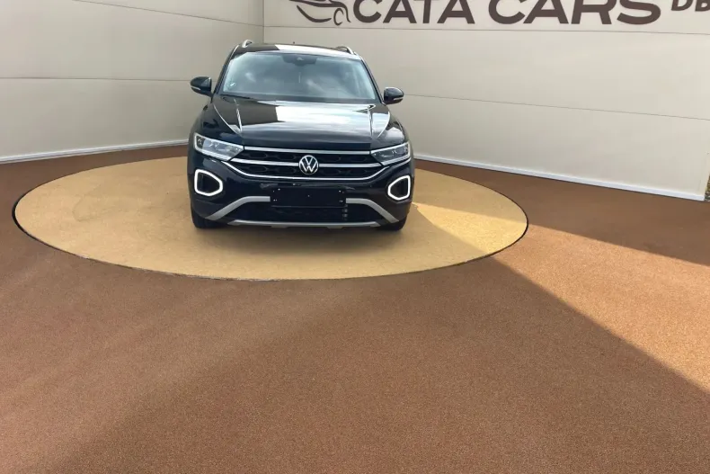 Volkswagen T-Roc din 2022 cu 137.000 km - oferta VOL235704 - foto 1