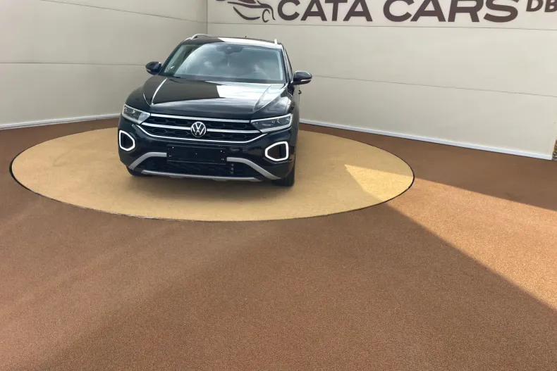 Volkswagen T-Roc din 2022 cu 137.000 km - oferta VOL235704 - foto 2