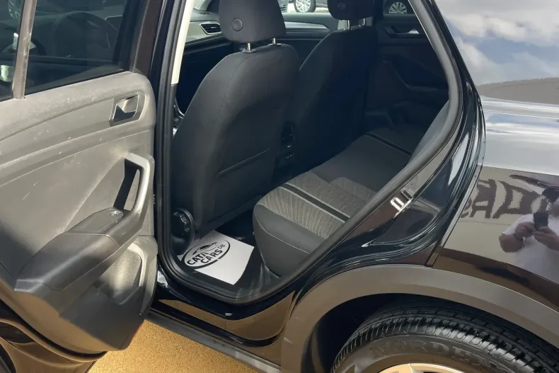 Volkswagen T-Roc din 2022 cu 137.000 km - oferta VOL235704 - foto 26
