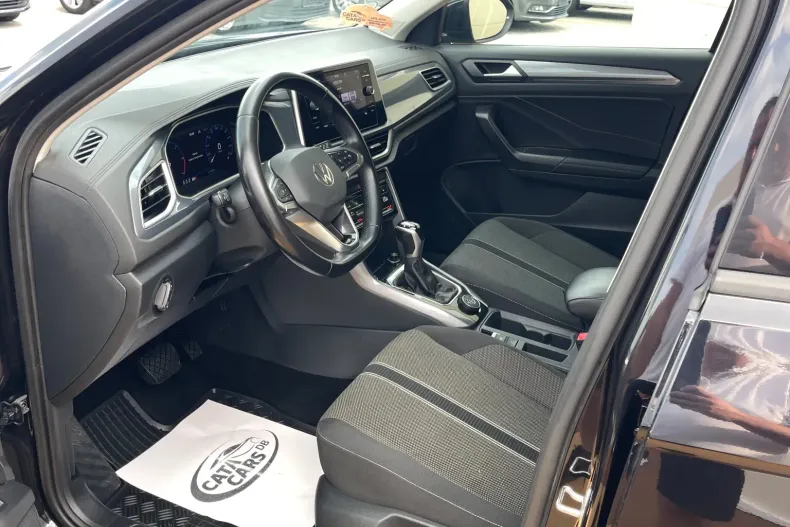 Volkswagen T-Roc din 2022 cu 137.000 km - oferta VOL235704 - foto 28