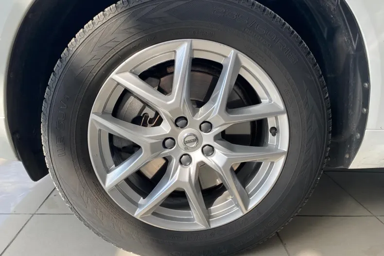 Volvo XC60 din 2021 cu 77.821 km - oferta VOL235712 - foto 11