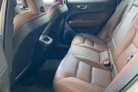 Volvo XC60 din 2021 cu 77.821 km - oferta VOL235712 - foto 19