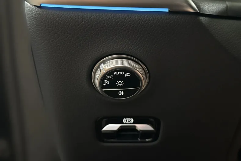 Mercedes-Benz GLC (Clasa GLC) din 2025 cu 13.953 km - oferta MER235715 - foto 16