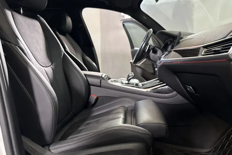 BMW X7 (Seria X) din 2021 cu 63.580 km - oferta BMW235716 - foto 11