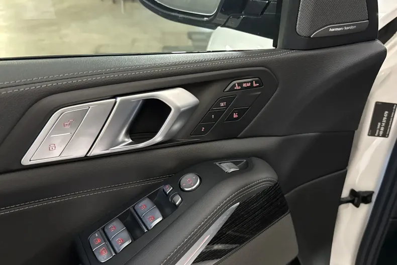 BMW X7 (Seria X) din 2021 cu 63.580 km - oferta BMW235716 - foto 15