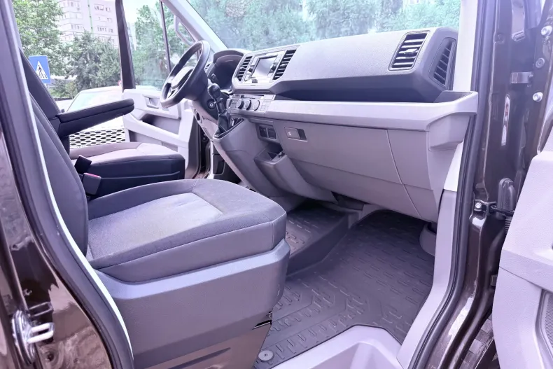 Volkswagen Crafter din 2022 cu 161.176 km - oferta VOL235718 - foto 27