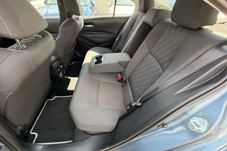 Toyota Corolla din 2021 cu 100.000 km - oferta TOY235719 - foto 19