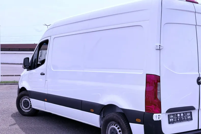 Mercedes-Benz Sprinter din 2022 cu 90.423 km - oferta MER235720 - foto 7