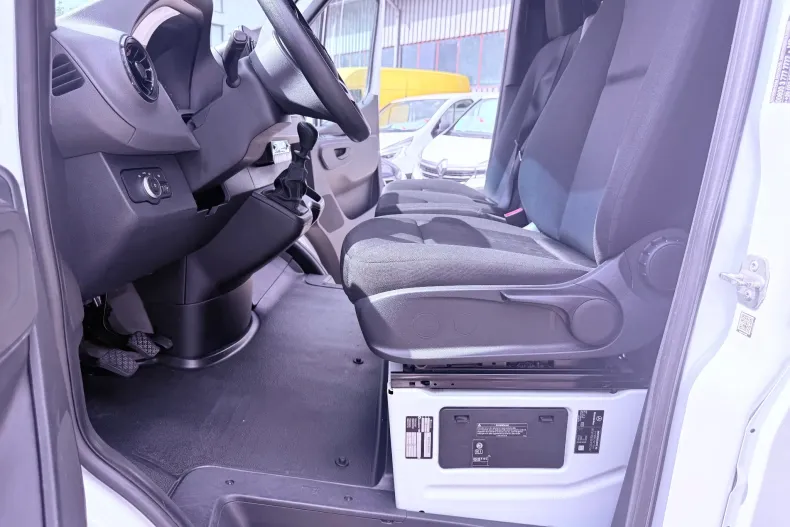 Mercedes-Benz Sprinter din 2022 cu 90.423 km - oferta MER235720 - foto 24