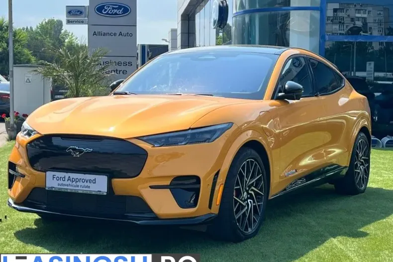 Ford Mustang Mach-E din 2022 cu 41.338 km - oferta FOR235728 - foto 1