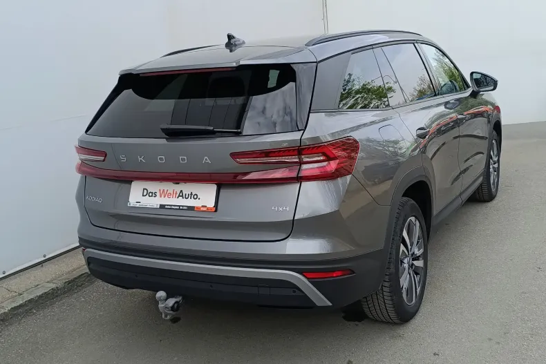 Skoda Kodiaq din 2025 cu 4.928 km - oferta SKO235735 - foto 10