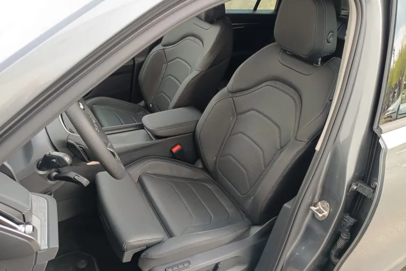 Skoda Kodiaq din 2025 cu 4.928 km - oferta SKO235735 - foto 14
