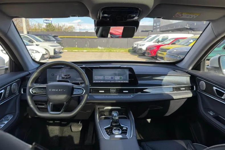 Chery Tiggo 7 din 2025 cu 5.358 km - oferta CHE235738 - foto 3