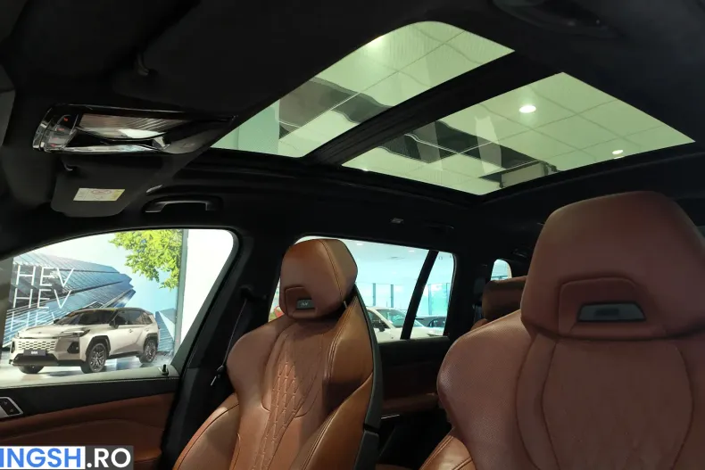 BMW X7 (Seria X) din 2024 cu 74.300 km - oferta BMW235741 - foto 18