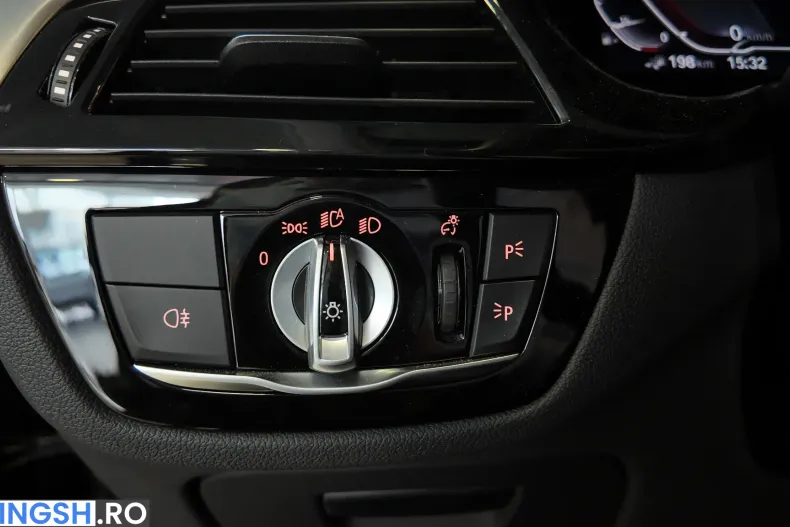 BMW 530e (Seria 5) din 2023 cu 15.600 km - oferta BMW235742 - foto 23